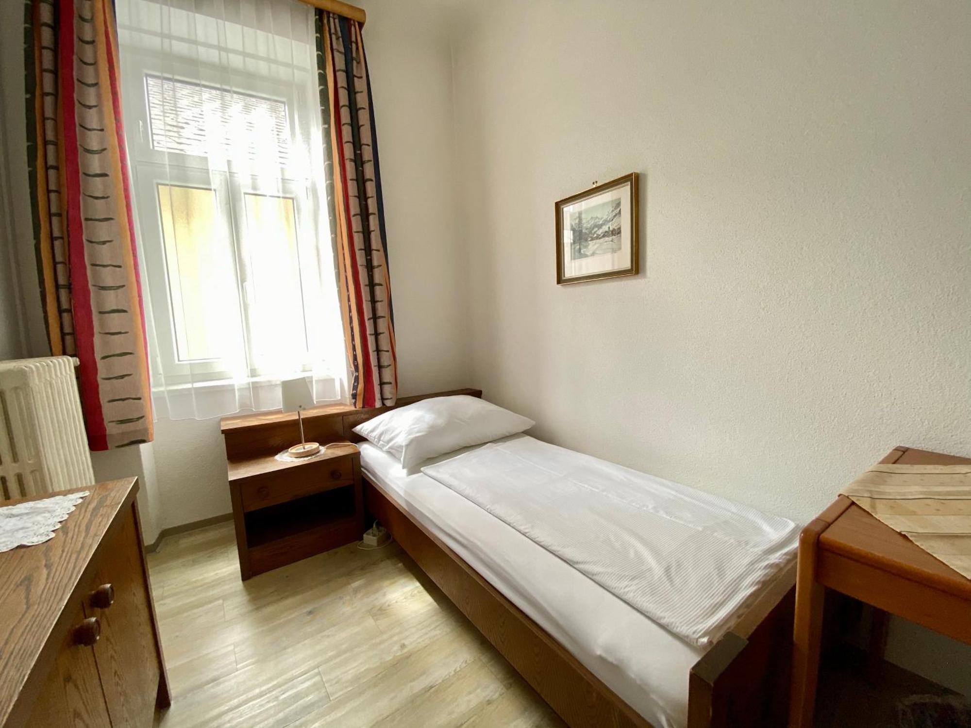 Café Pension Pöchhacker Gresten Chambre photo